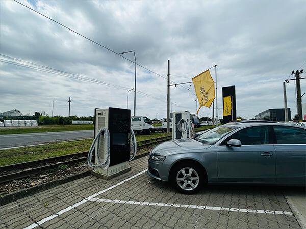 Highway Advertising DC EV Charging Station (120KW-Türkiye)